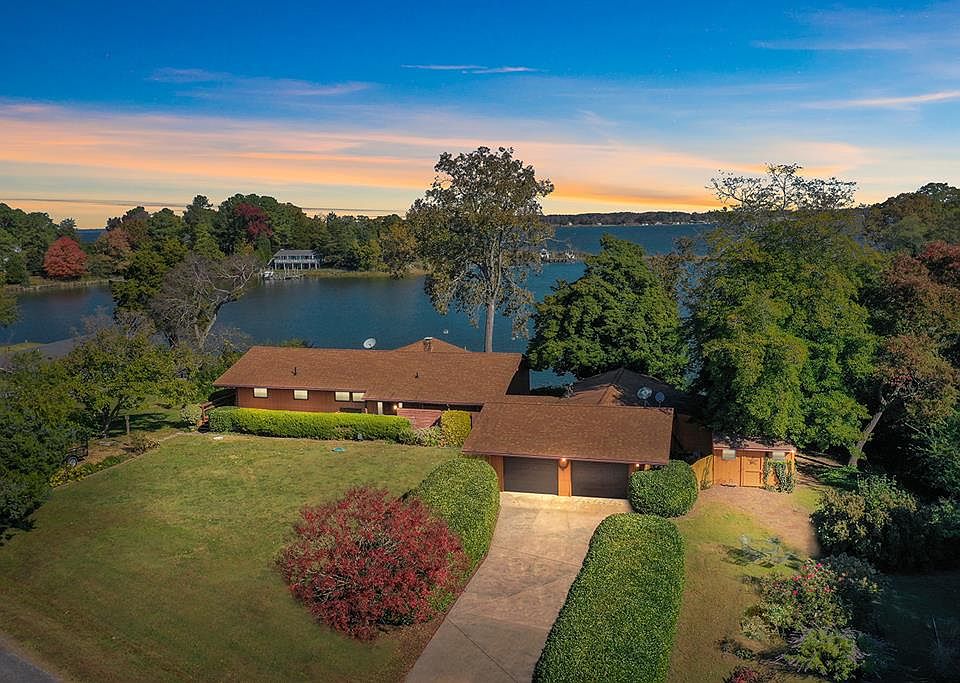 1st image of 147 Osprey Dr