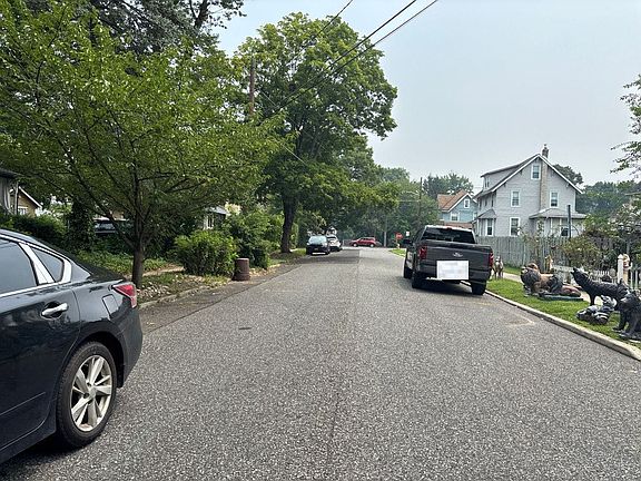 5th image of 6349 Harvey Ave