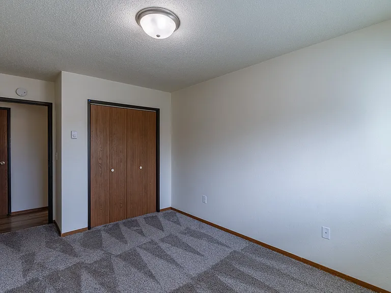 Fargo, ND Village West Apartments | Bedroom