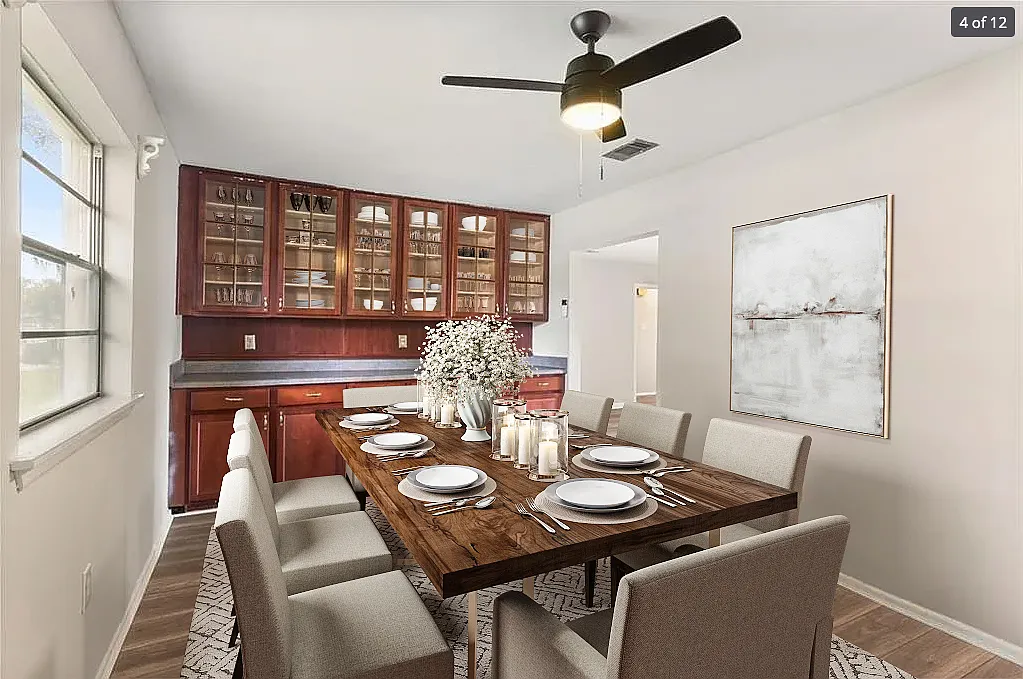 2950 Dickens Dr — Photo 2