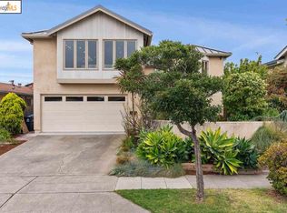 304 Sand Beach Rd, Alameda, CA 94501