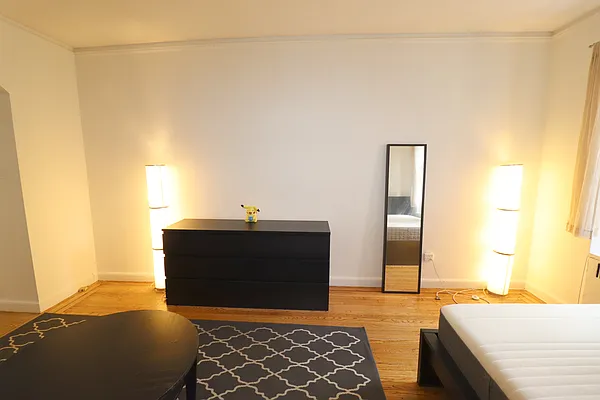 Rented by Corcoran | media 15