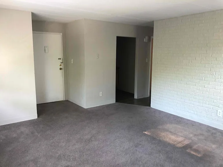 331 Shiloh St — Photo 25