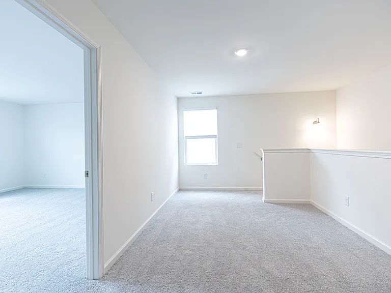 7662 Saffron Ave — Photo 8
