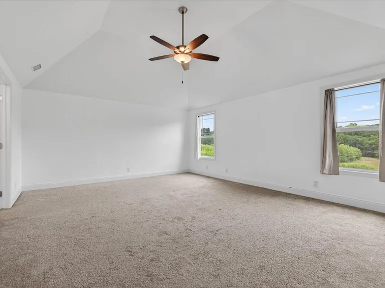 1264 Black Oak Cir — Photo 35