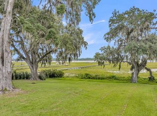 4033 Kaolin St, Charleston, SC 29407