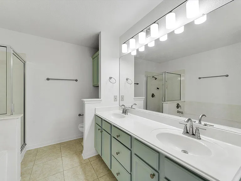 1707 Primrose Ln — Photo 17