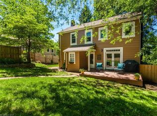 212 Forest Hill Dr, Asheville, NC 28803