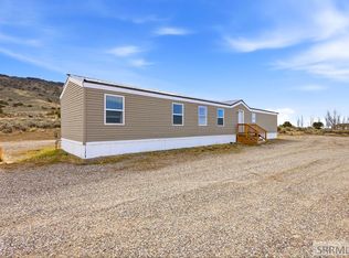 1178 Twin Butte Rd, Menan, ID 83434