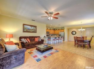 7854 Laguna Vega Dr, Elk Grove, CA 95758