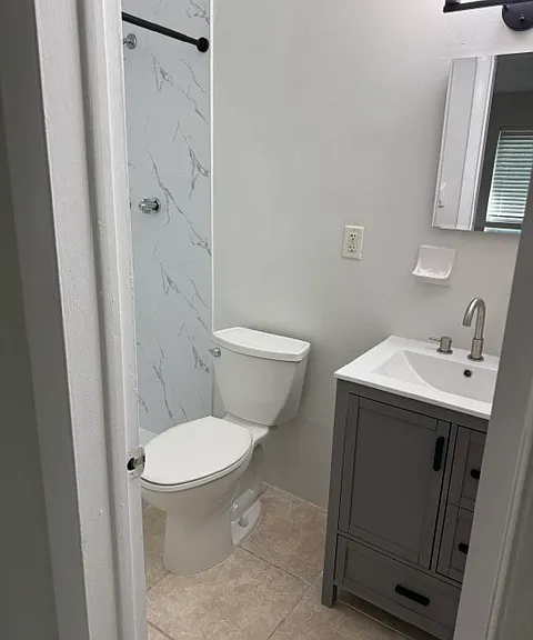 151 SE 6th Ave #16 — Photo 5