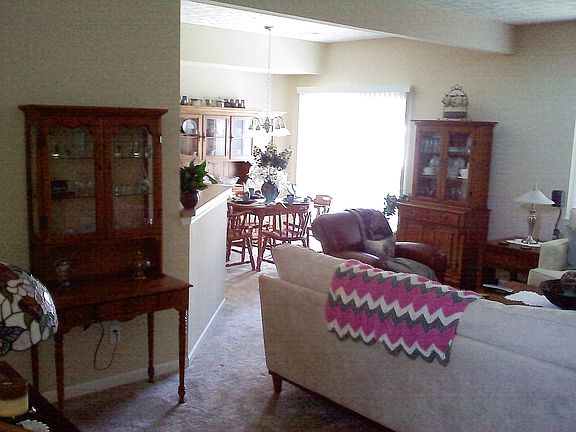 4th image of 29081 Pembrooke Blvd