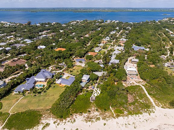 5th image of 1545 Wyn Cove Dr