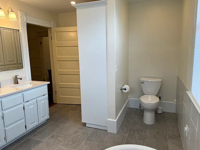 602 S 2nd St — Photo 16