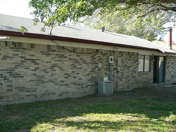 3rd image of 3431 Hickory Hill Dr