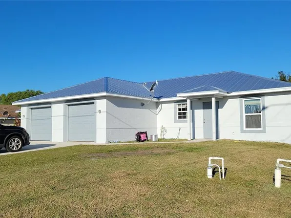 2209/2211 Daniel Ave N, Lehigh Acres, FL 33971