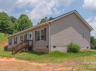7 Clark Meadow Ln, Candler, NC 28715