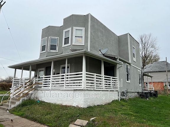 2nd image of 3400 E 14th St #1E