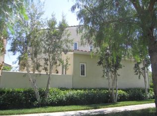11522 Genova Ln, Northridge, CA 91326