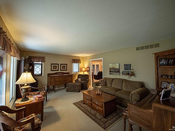 4th image of 2250 Leland Way