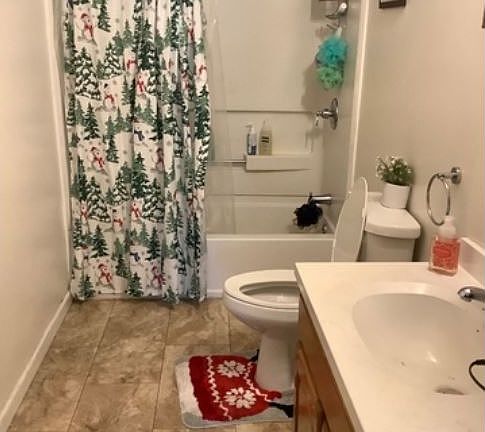 Spacious bathroom