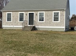 129 E Shore Rd, Jamestown, RI 02835