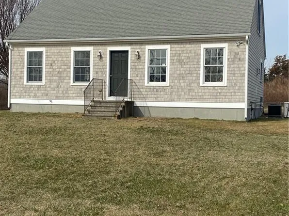 129 E Shore Rd, Jamestown, RI 02835