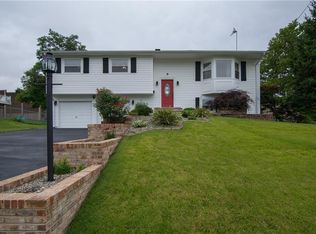 9 Sherry Rd, East Brunswick, NJ 08816