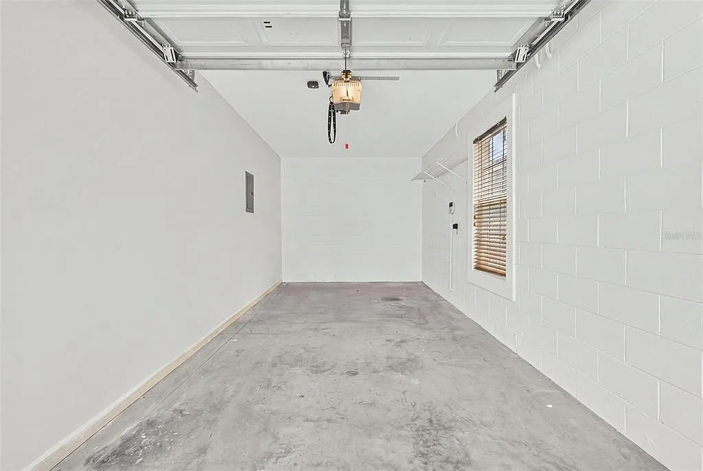 1 bed, 1.0 bath, 864 sqft, $2,200 — Photo 3