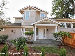 18387 NE 97th Ct, Redmond, WA 98052