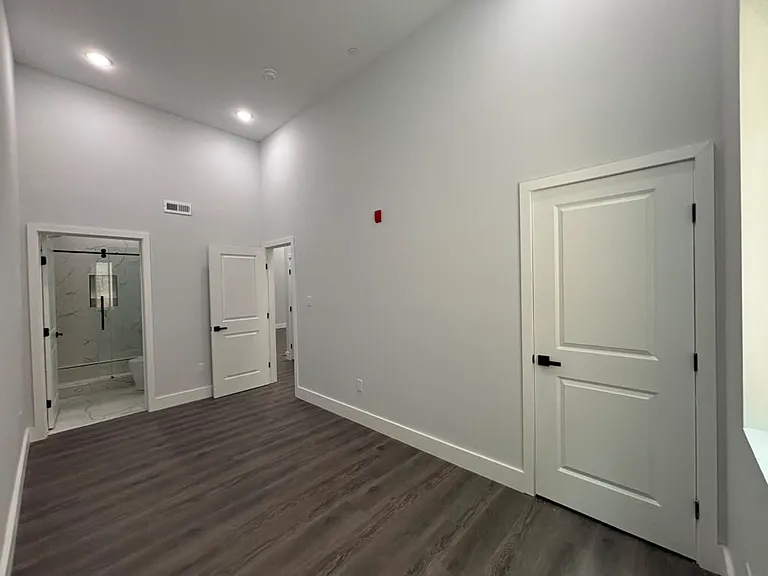675 N 41st St #1 — Photo 13