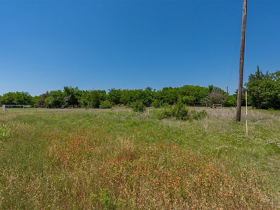 3rd image of 804 Private Road 4219
