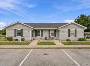 105 Burns Dr, Jeffersonville, IN 47130