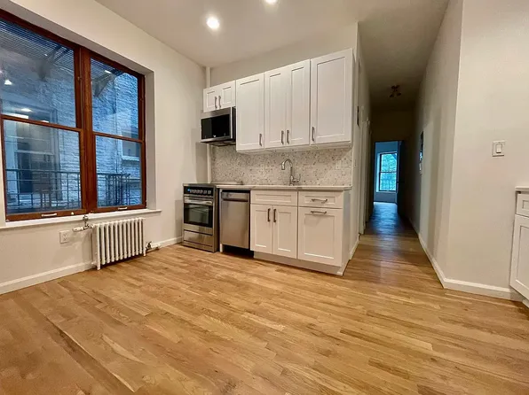 335 West 14th Street image 1 of 16