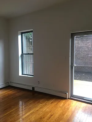 Rented by LDMI Realty Group LLC | media 37