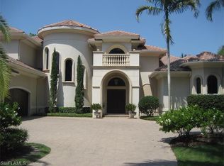 7555 Treeline Dr, Naples, FL 34119