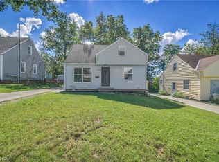 90 Cowles Ave, Bedford, OH 44146