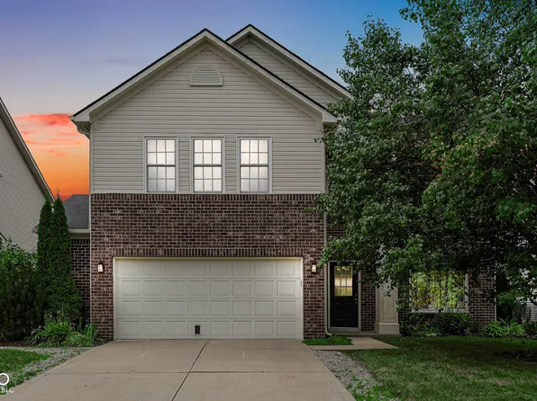 5719 W Woodview Trl, McCordsville, IN 46055