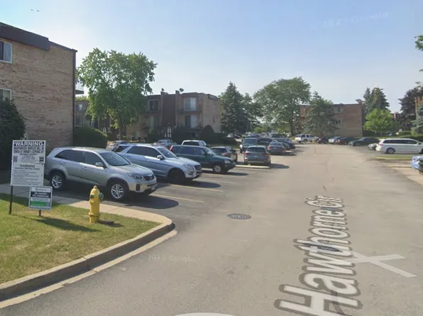 Hawthorne Apartments, 353 W Hawthorne Cir #3, Mount Prospect, IL 60056