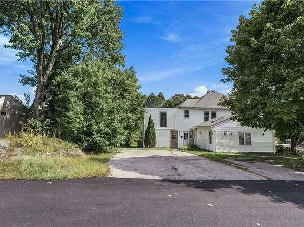 37 Newell St, West Warwick, RI 02893