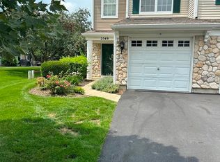 2549 Oak Tree Ln, Plainfield, IL 60586