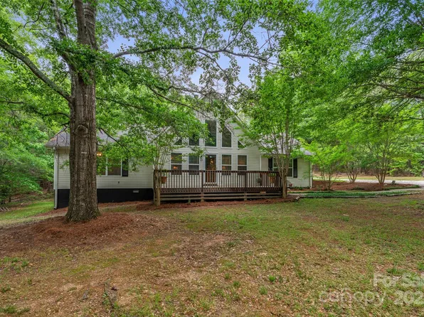 4038 Forest Brook Dr, Edgemoor, SC 29712