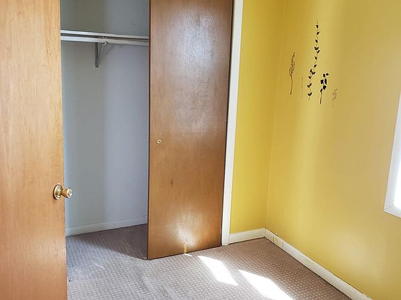 4th image of 14 Leonard St #2