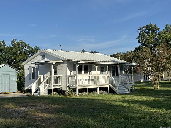 2nd image of 4454 Treuil Rd
