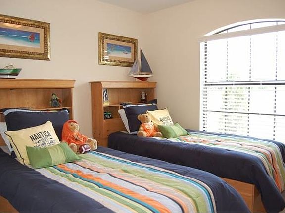 3rd image of 2597 Sunset Cir