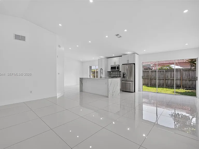 15772 SW 74th Ln — Photo 5