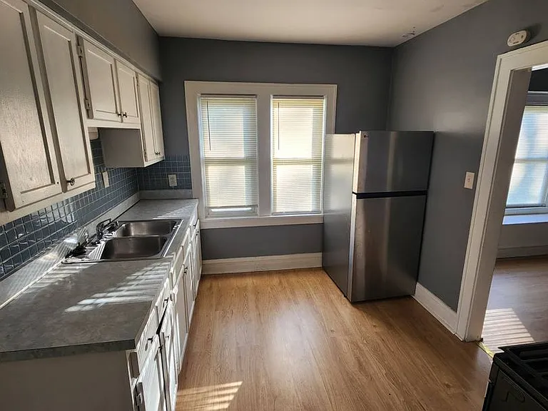 13617 Glenside Rd — Photo 26