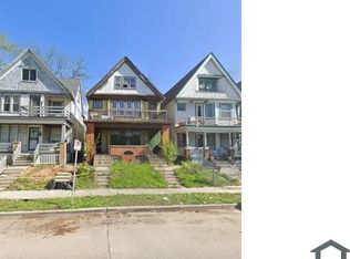 4218 W Lloyd St, Milwaukee, WI 53208