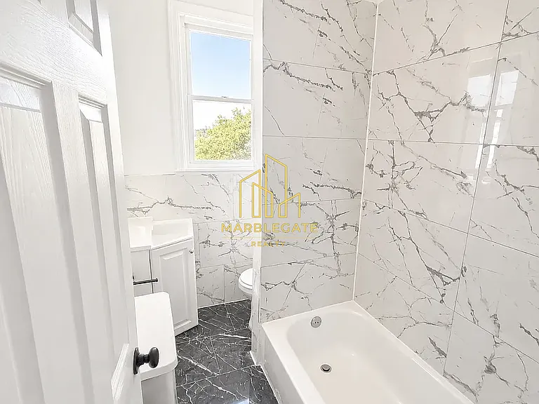 49 Norwood St #22 — Photo 7