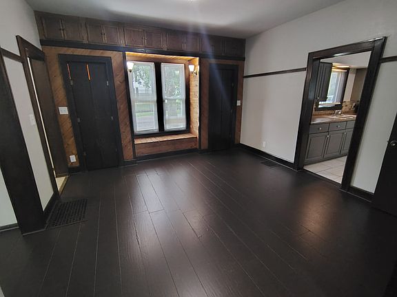 2nd image of 1102 Grant Ave #16